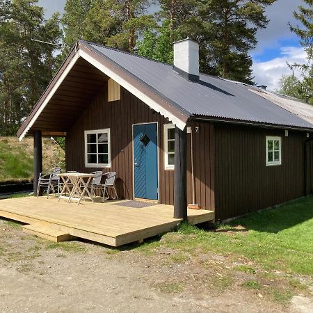 Roste Hyttetun Og Camping Os (Hedmark) Exteriör bild