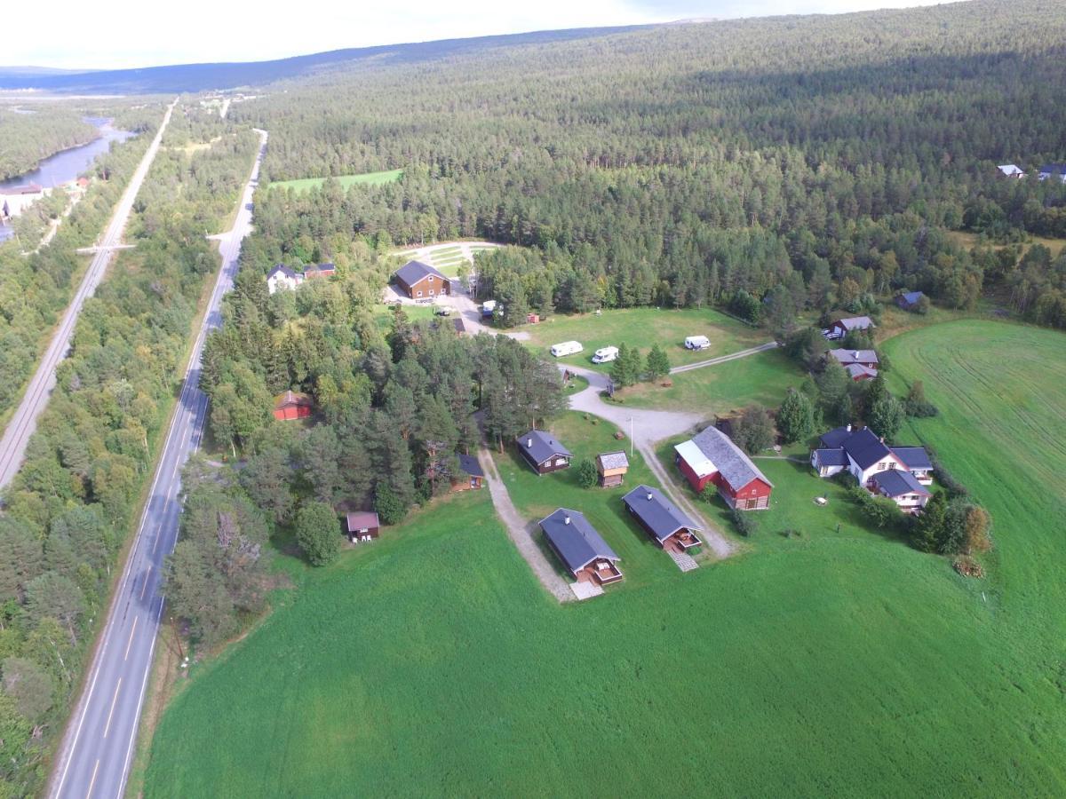 Roste Hyttetun Og Camping Os (Hedmark) Exteriör bild