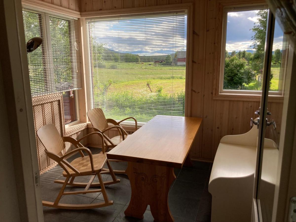 Roste Hyttetun Og Camping Os (Hedmark) Exteriör bild
