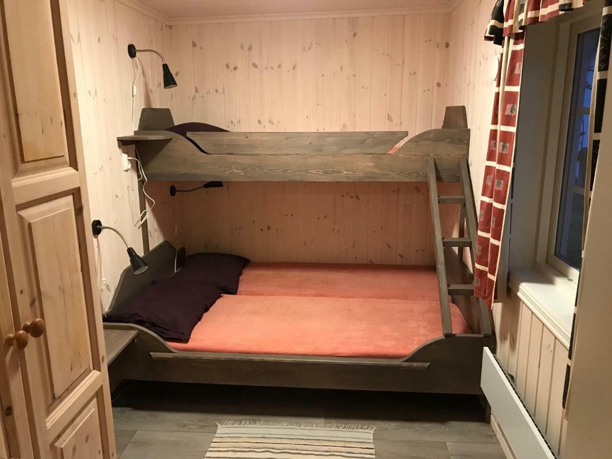 Roste Hyttetun Og Camping Os (Hedmark) Exteriör bild